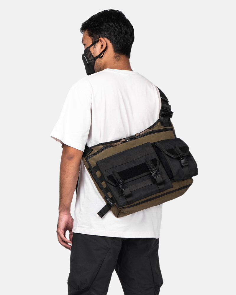 M001-OG ADV “Grid”