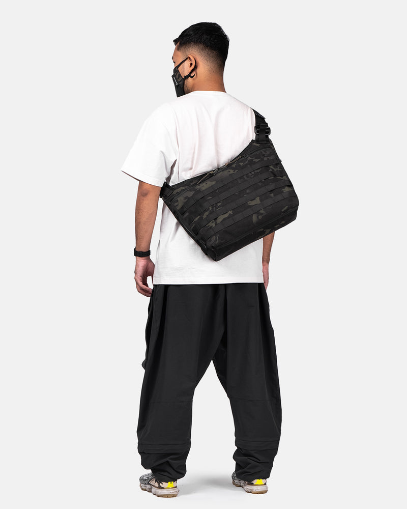 M001-OG ADV “Grid/MC”
